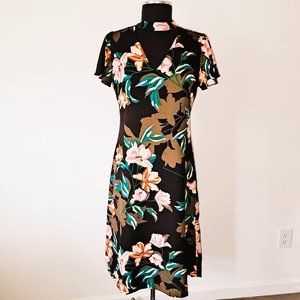 Julia Jordan  Dress Floral Multicolor Short Sleeve Size 6 Great Condition